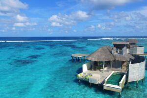 Laamu Water Villa with Pool