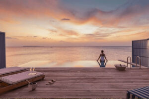 Sunset Water Pool Villa